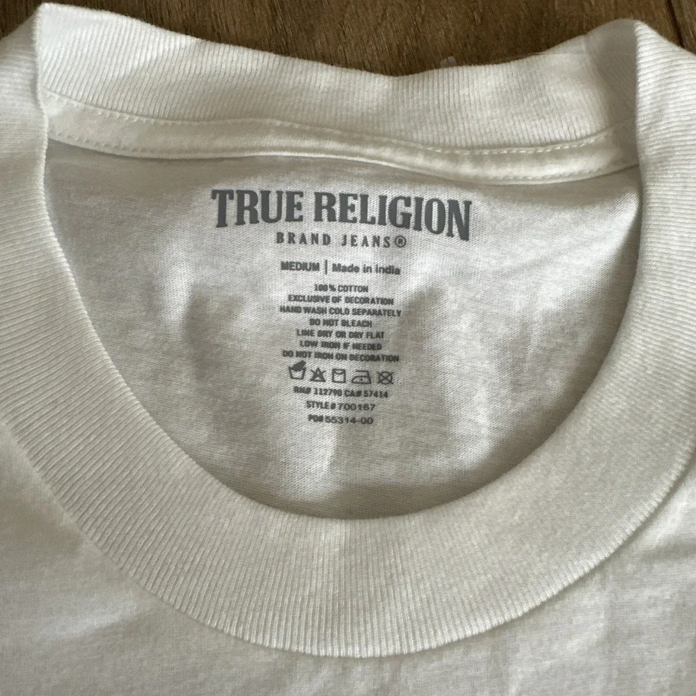 True Religion Men's White Strike HS SS Tee 2002 Size Medium NEW‎
